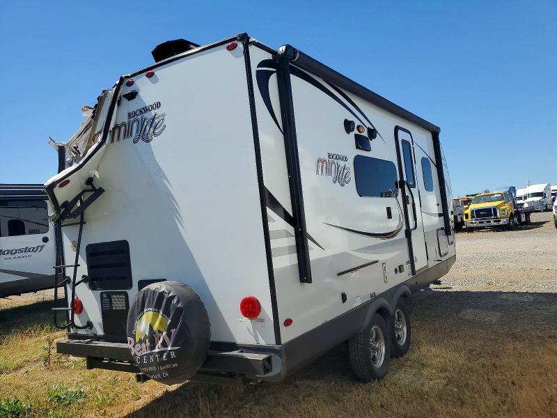 2020 Forest river Real lite VIN 4X4TRLW29LD434356 COPART salvage auction — REAR END, CA - SALVAGE CERTIFICATE, sold $1,850 on 2026-07-09 (photo 4)