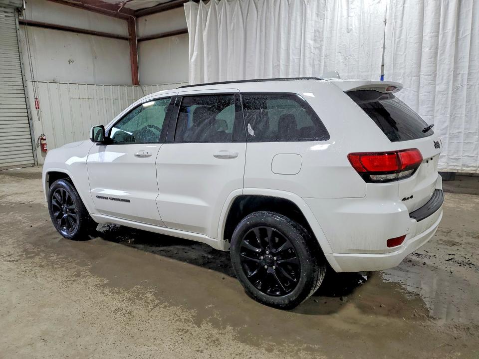 2018 Jeep Grand cherokee VIN 1C4RJFAG4JC236413 COPART salvage auction — FRONT END, WV - CERTIFICATE OF TITLE, sold $8,400 on 2026-07-09 (photo 2)