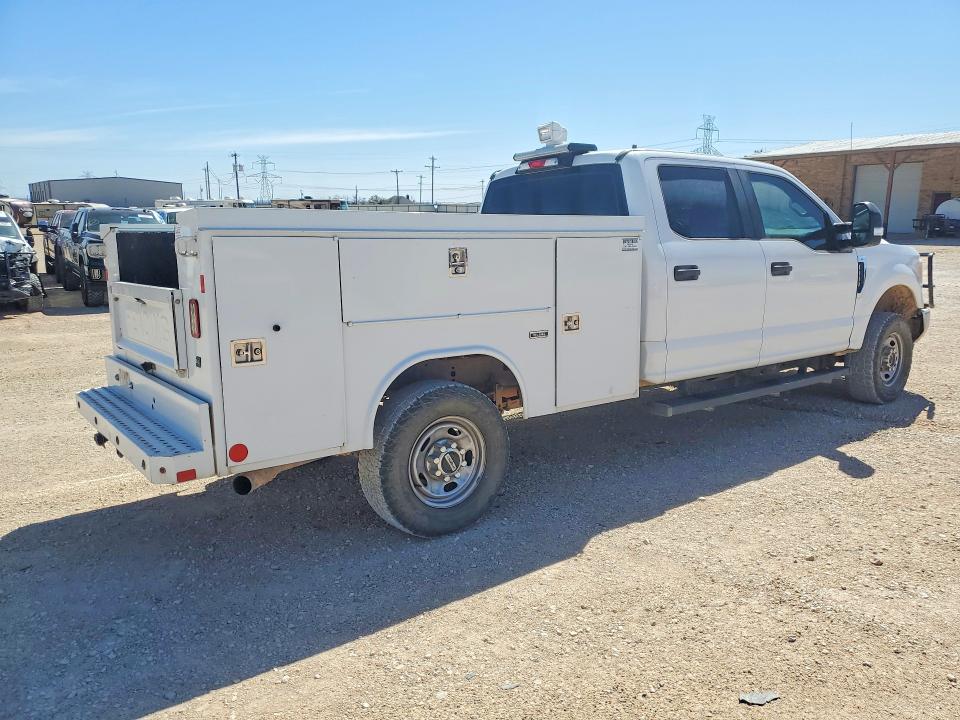 2017 Ford F-250 super duty VIN 1FT7W2B68HEE97825 COPART salvage auction — MECHANICAL, Tx - Certificate Of Title, sold $9,300 on 2026-07-14 (photo 3)