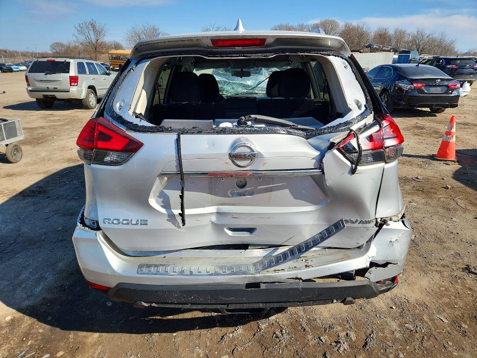 2017 Nissan Rogue VIN KNMAT2MV3HP504378 COPART salvage auction — FRONT END, Md - Cert Of Salvage > 75% Damage, sold $325 on 2026-07-14 (photo 6)