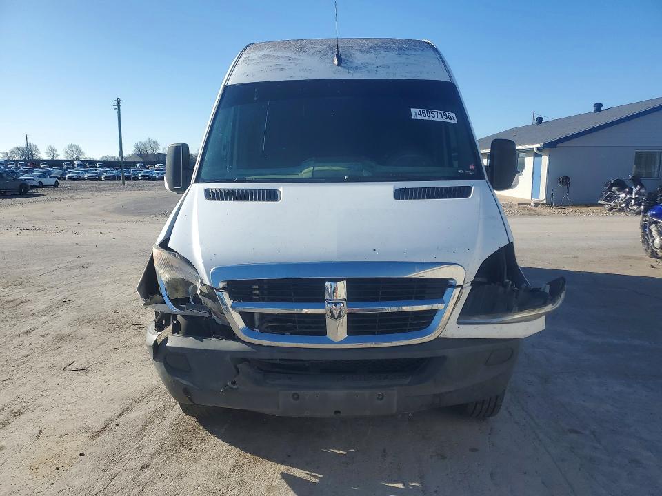2008 Dodge Sprinter VIN WD0PE845X85282948 COPART salvage auction — FRONT END, Il - Salvage Certificate, sold $650 on 2026-07-06 (photo 5)