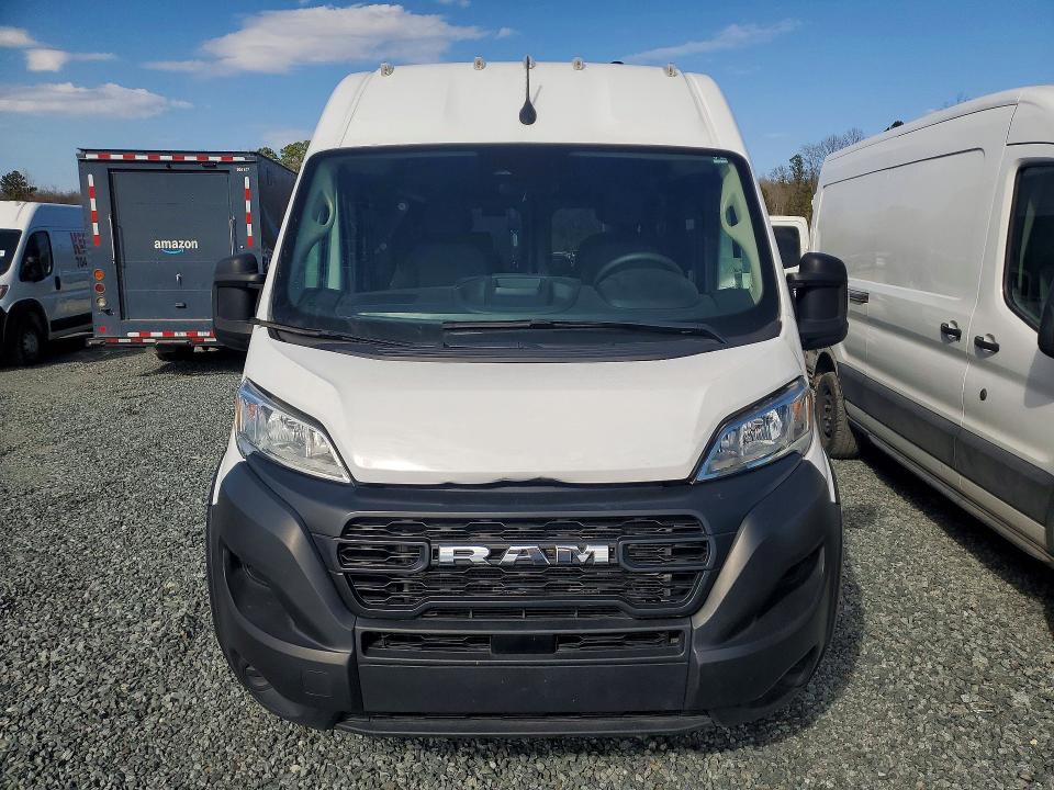 2023 Ram Promaster 2500 VIN 3C6LRVPG7PE564823 COPART salvage auction — ENGINE BURN, Sc - Dealer Only Clean Title (P), sold $20,900 on 2026-09-14 (photo 5)