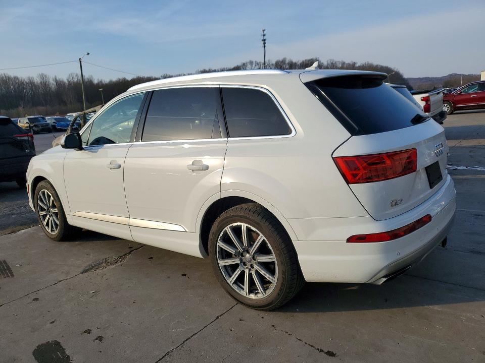 2018 Audi Q7 VIN WA1VAAF7XJD013663 COPART salvage auction — REAR END, KY - CERT OF TITLE-SALVAGE, sold $8,000 on 2026-07-27 (photo 2)