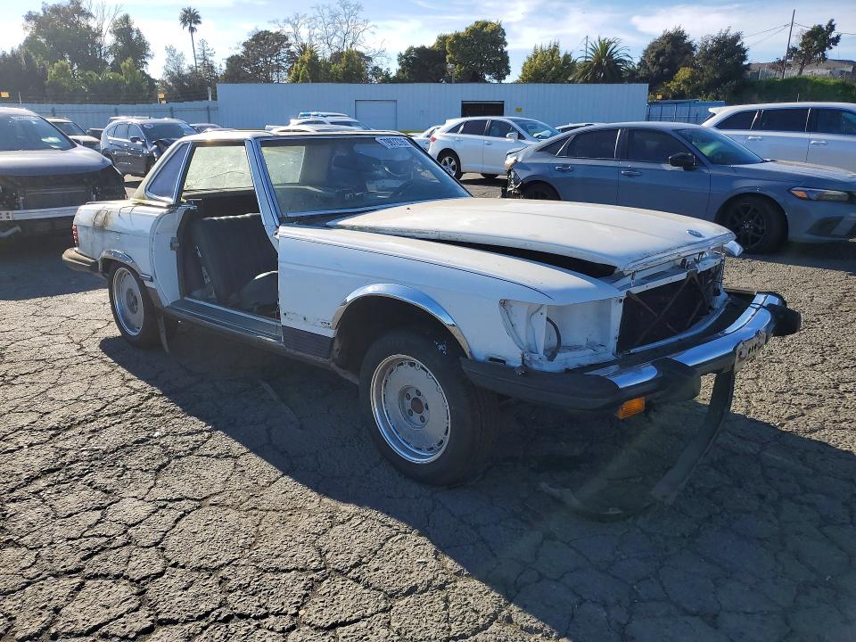 1982 Mercedes-benz Sl-klasse VIN WDBBA45A6CB010991 COPART salvage auction — VANDALISM, CA - SALVAGE ACQUISITION BILLOFSALE, sold $10 on 2026-07-31 (photo 4)
