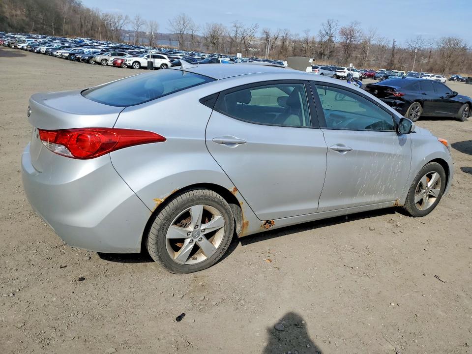 2012 Hyundai Elantra VIN KMHDH4AE6CU375606 COPART salvage auction — MINOR DENT/SCRATCHES, Ny - Certificate Of Title, sold $700 on 2026-07-23 (photo 3)