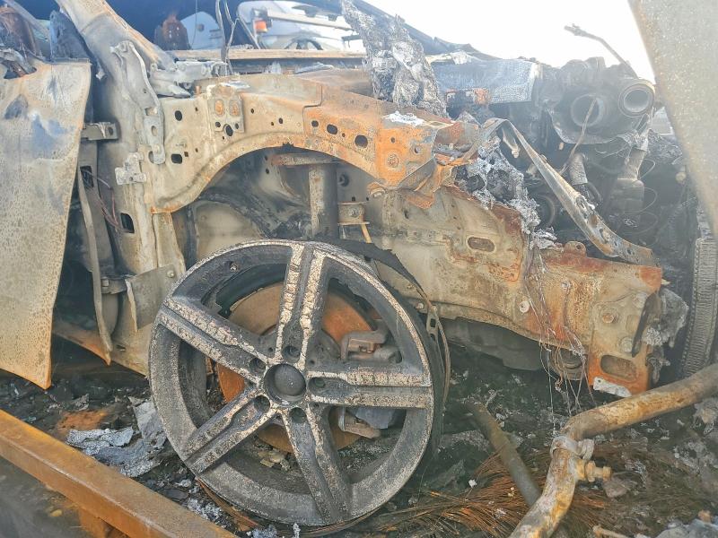 2025 Freightliner M2 VIN 1FVACWFC8SHVU4982 COPART salvage auction — Burn Engine, TN - NON-REPAIRABLE CERTIFICATE, sold $1,400 on 2026-07-22 (photo 6)