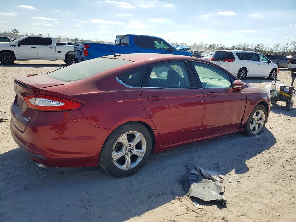 2014 Ford Fusion VIN 1FA6P0HD4E5384250 COPART salvage auction — MINOR DENT/SCRATCHES, La - Certificate Of Title (P), sold $1,550 on 2026-07-10 (photo 3)