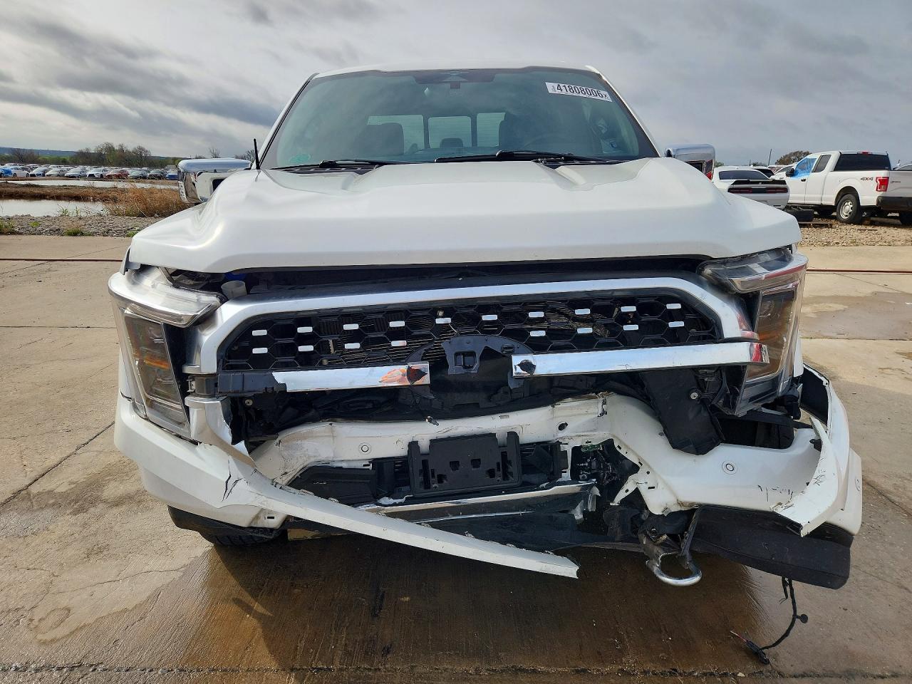 2023 Ford F-150 Lightning VIN 1FTFW1ED7PFA09957 COPART salvage auction — Front End, TX - CERTIFICATE OF TITLE, sold $15,600 on 2026-07-09 (photo 5)