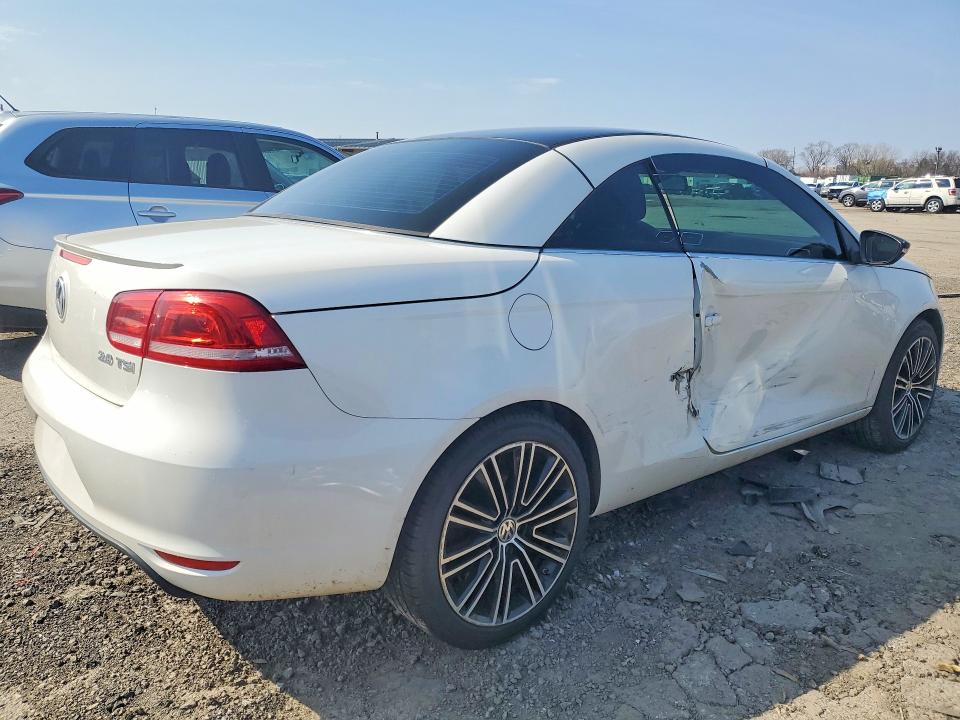 2013 Volkswagen Eos VIN WVWBW8AH9DV005751 COPART salvage auction — SIDE, IN - BILL OF SALE - PARTS ONLY, sold $800 on 2026-07-27 (photo 3)