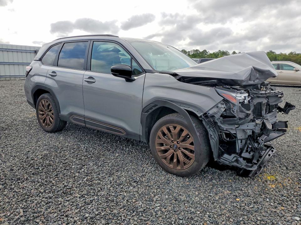 2025 Subaru Forester VIN JF2SLDHC6SH541128 COPART salvage auction — FRONT END, Fl - Cert Of Title Slvg Rebuildable, sold $1,400 on 2026-07-28 (photo 4)