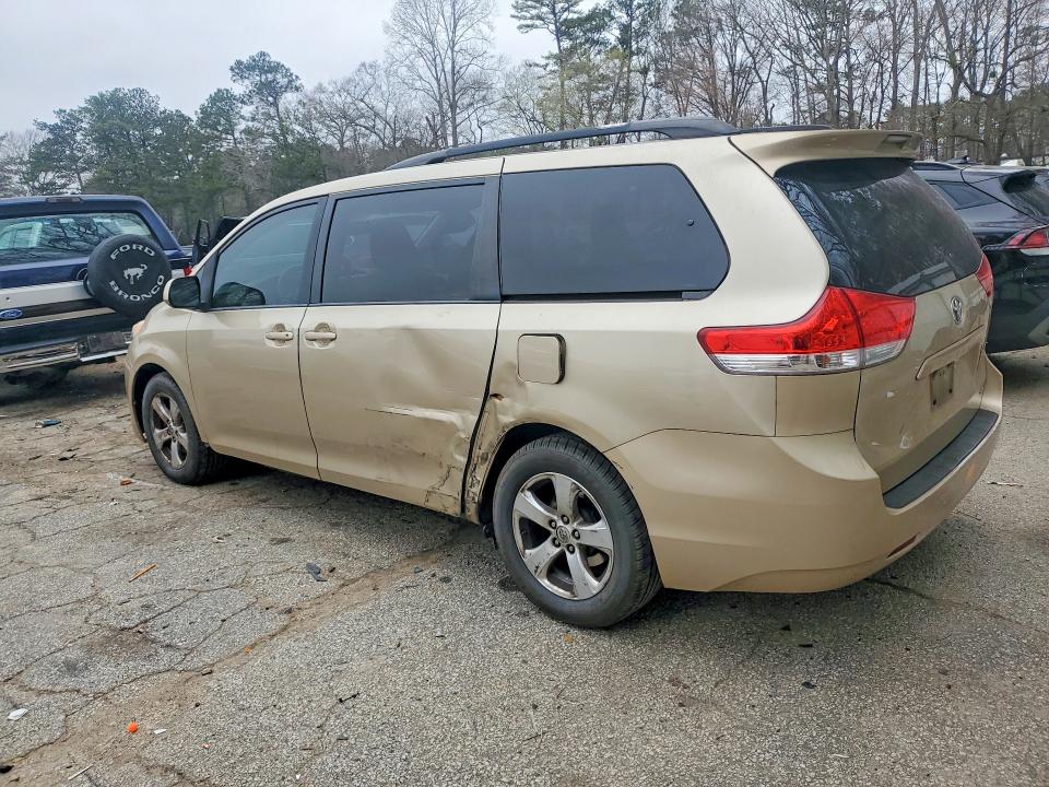 2014 Toyota Sienna VIN 5TDKK3DC7ES408069 COPART salvage auction — NORMAL WEAR, Fl - Cert Of Title Slvg Rebuildable, sold $3,000 on 2026-07-31 (photo 2)
