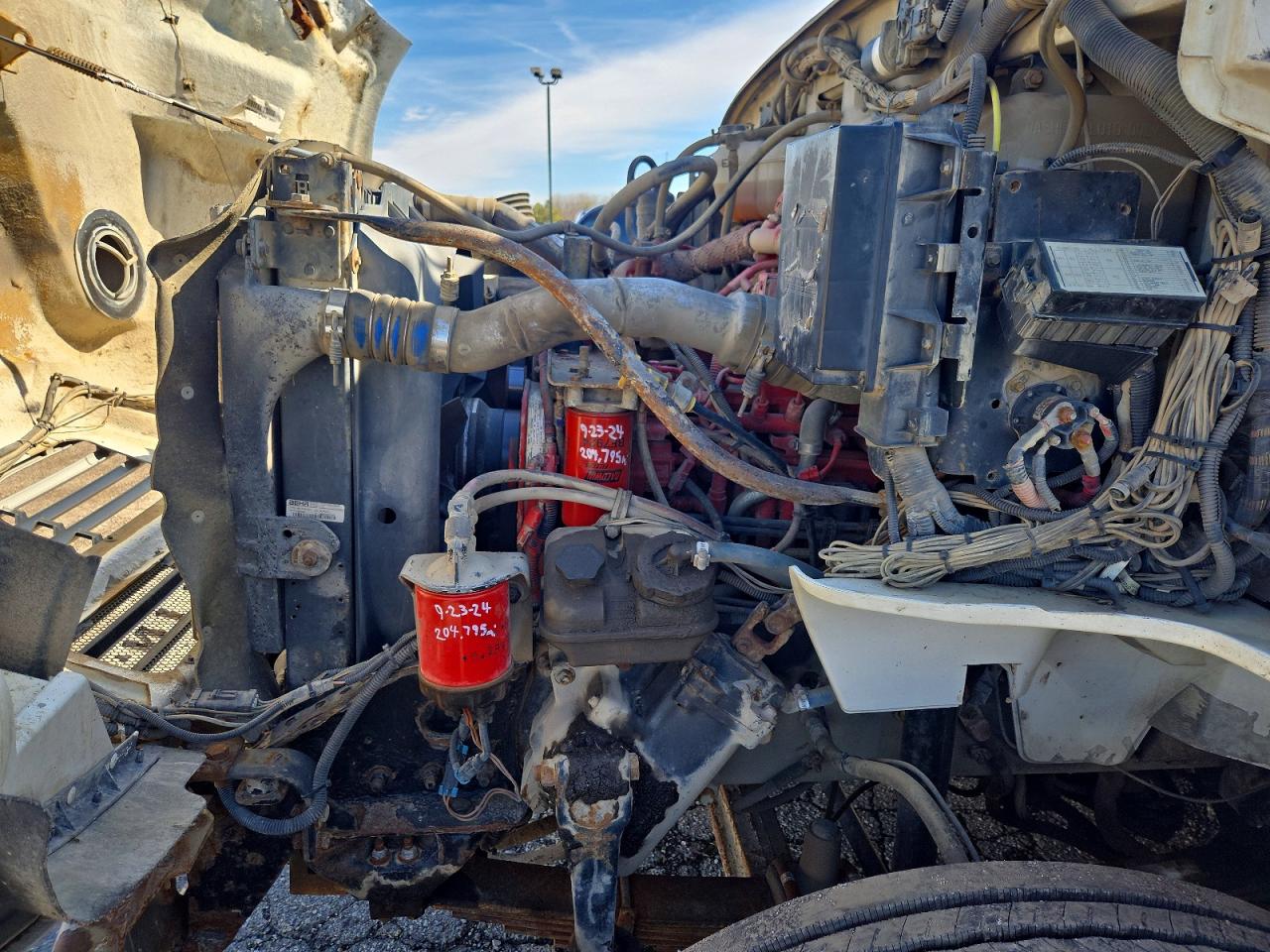 2009 Sterling truck All other VIN 2FZHCHBSX9AAK1632 COPART salvage auction — Normal Wear, MI - CERTIFICATE OF TITLE, sold $17,300 on 2026-04-28 (photo 7)