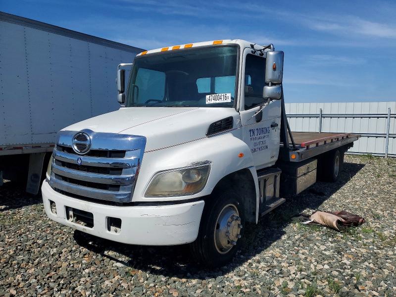 2017 Hino 258/268 VIN 5PVNE8JN3H4S50806 COPART salvage auction — MINOR DENT/SCRATCHES, CA - SALVAGE CERTIFICATE, sold $15,300 on 2026-07-17 (photo 2)