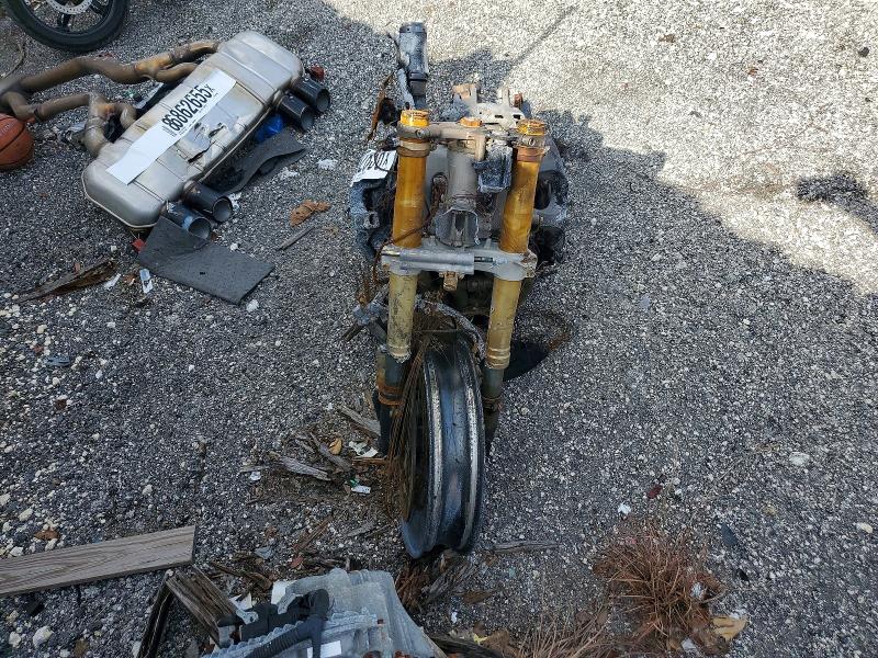 2023 Suzuki Gsx-r1000 VIN JS1DM11H1P7100703 COPART salvage auction — BURN, FL - CERTIFICATE OF DESTRUCTION, sold $10 on 2026-07-15 (photo 5)