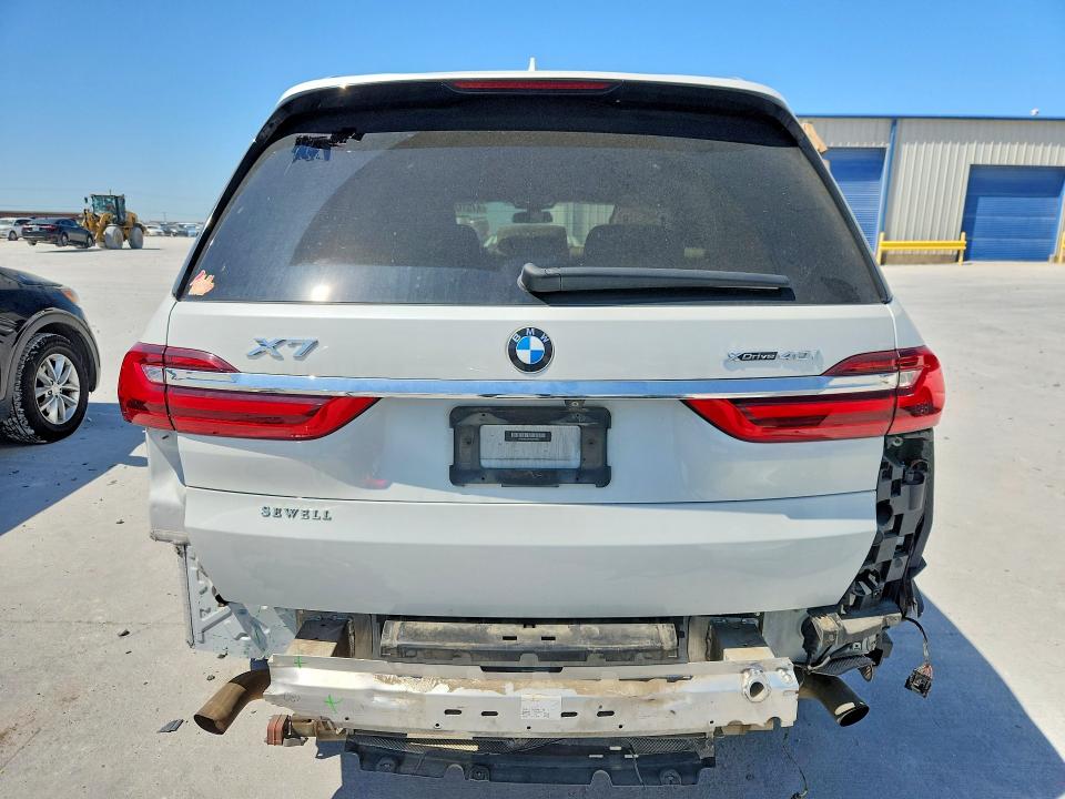 2020 BMW X7 VIN 5UXCW2C0XL9D04425 COPART salvage auction — REAR END, Tx - Certificate Of Title, sold $450 on 2026-07-31 (photo 6)