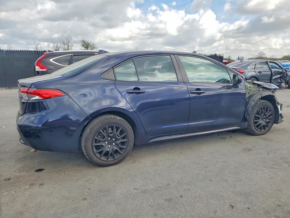 2022 Toyota Corolla VIN 5YFEPMAE4NP316422 COPART salvage auction — FRONT END, Salvage Title, sold $4,300 on 2026-07-26 (photo 3)