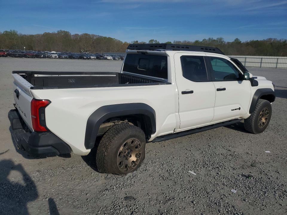 2024 Toyota Tacoma VIN 3TYLF5LN9RT005048 COPART salvage auction — Rear End, NC - SALVAGE CERTIFICATE OF TITLE, sold $24,800 on 2026-05-06 (photo 3)