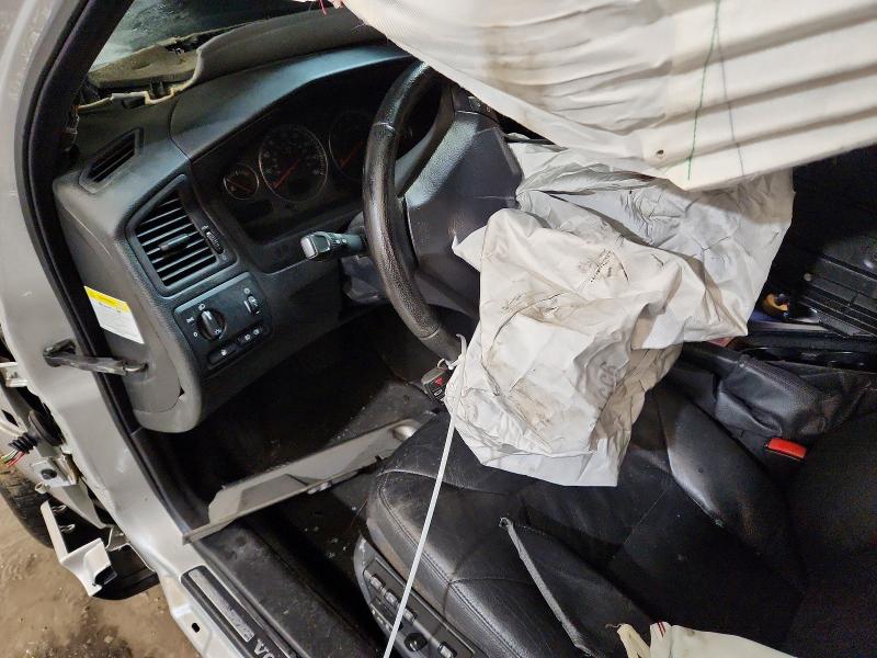2005 Volvo S60 VIN YV1RS592852478286 COPART salvage auction — ALL OVER, Mo - Salvage Certificate Of Title, sold $175 on 2026-08-13 (photo 8)