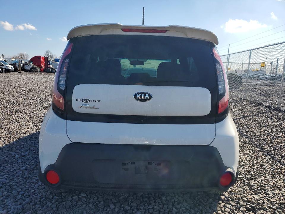 2016 Kia Soul VIN KNDJN2A2XG7370858 COPART salvage auction — VANDALISM, In - Cert Of Title-Salvage Title, sold $225 on 2026-07-21 (photo 6)
