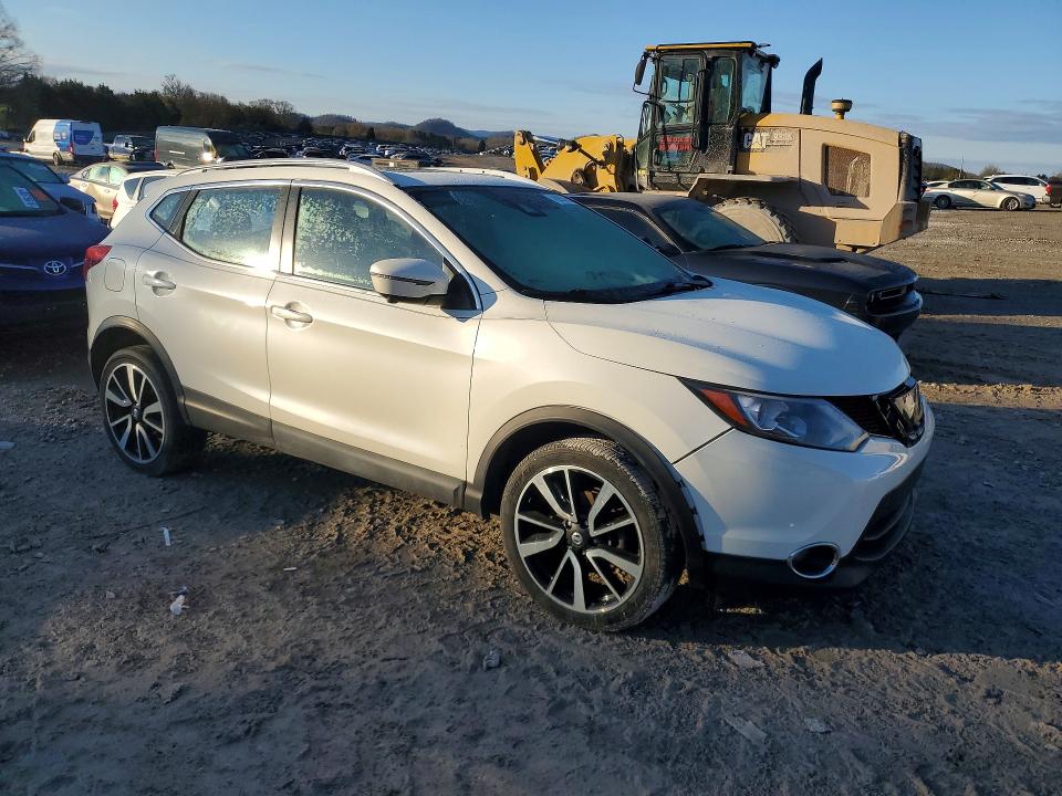 2017 Nissan Rogue VIN JN1BJ1CR1HW106717 COPART salvage auction — FRONT END, Va - Cert Of Title - Salvage, sold $1,250 on 2026-07-02 (photo 4)