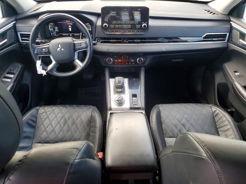 2022 Mitsubishi Outlander VIN JA4J3VA85NZ014616 COPART salvage auction — MINOR DENT/SCRATCHES, Fl - Certificate Of Title (P), sold $10,500 on 2026-07-08 (photo 8)