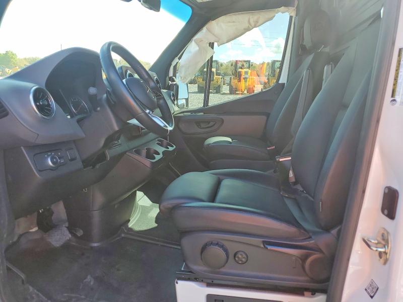 2025 Mercedes-benz Sprinter VIN W1Y4NBHY8ST195920 COPART salvage auction — FRONT END, Fl - Cert Of Title Slvg Rebuildable, sold $7,100 on 2026-07-21 (photo 7)