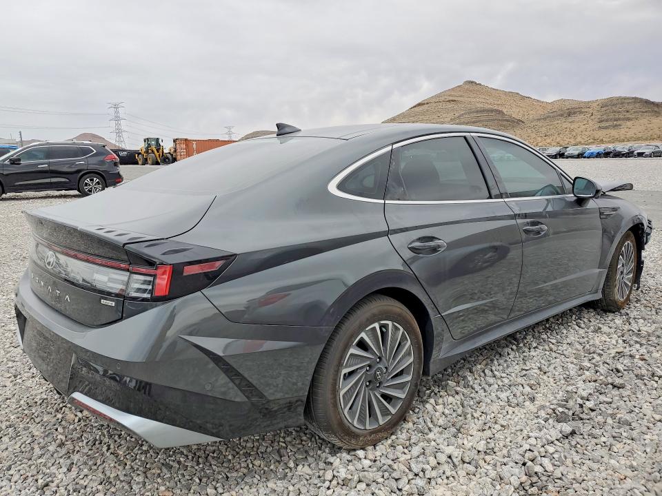 2025 Hyundai Sonata VIN KMHL54JJ6SA106345 COPART salvage auction — FRONT END, Nv - Salvage Title, sold $5,200 on 2026-07-20 (photo 3)