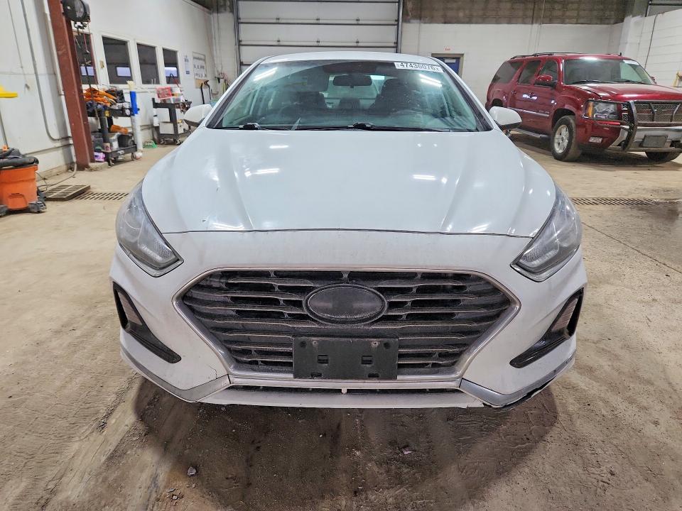 2018 Hyundai VIN 5NPE24AF5JH708596 COPART salvage auction — VANDALISM, Mn - Cert Of Title-Prior Salvage, sold $1,300 on 2026-07-02 (photo 5)