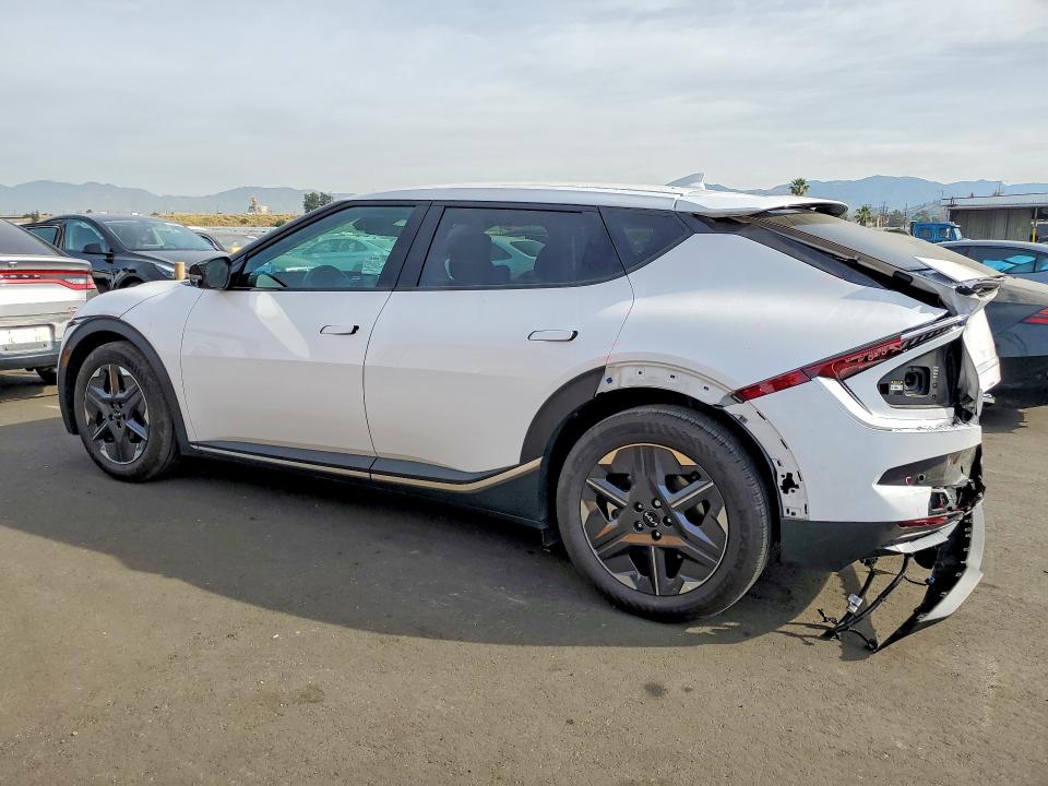 2025 Kia Ev6 VIN 5XYC34JB9SG013743 COPART salvage auction — REAR END, Id - Salvage Certificate Of Title, sold $12,700 on 2026-07-08 (photo 2)