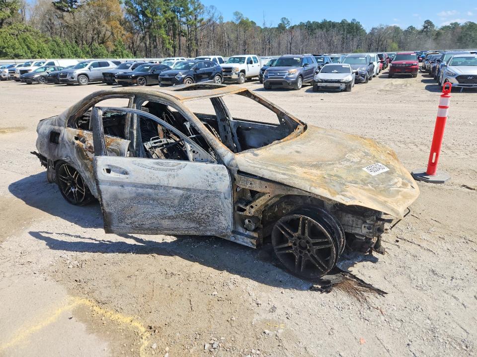 2008 Mercedes-benz C-klasse VIN WDDGF56X18F123688 COPART salvage auction — BURN, Sc - Non-Reb & Rem Salvage Title, sold $200 on 2026-07-06 (photo 4)