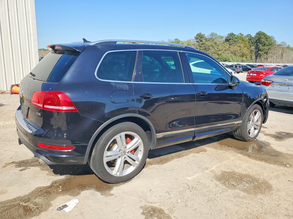 2014 Volkswagen Touareg VIN WVGDP9BPXED007867 COPART salvage auction — FRONT END, SC - CERT OF TITLE-SALVAGE, sold $3,450 on 2026-07-20 (photo 3)