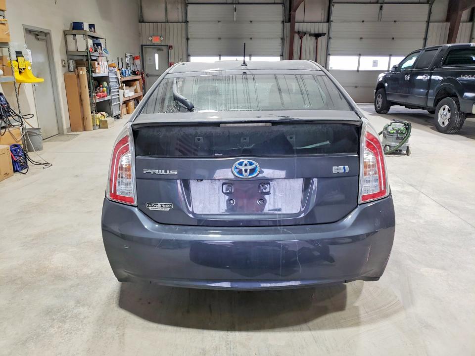 2015 Toyota Prius VIN JTDKN3DU6F0403546 COPART salvage auction — FRONT END, Va - Cert Of Title - Salvage, sold $2,650 on 2026-07-17 (photo 6)