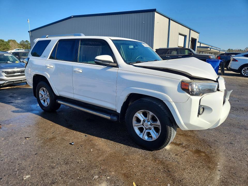 2017 Toyota 4runner VIN JTEZU5JRXH5153808 COPART salvage auction — FRONT END, Sc - Cert Of Title-Salvage, sold $7,700 on 2026-07-13 (photo 4)