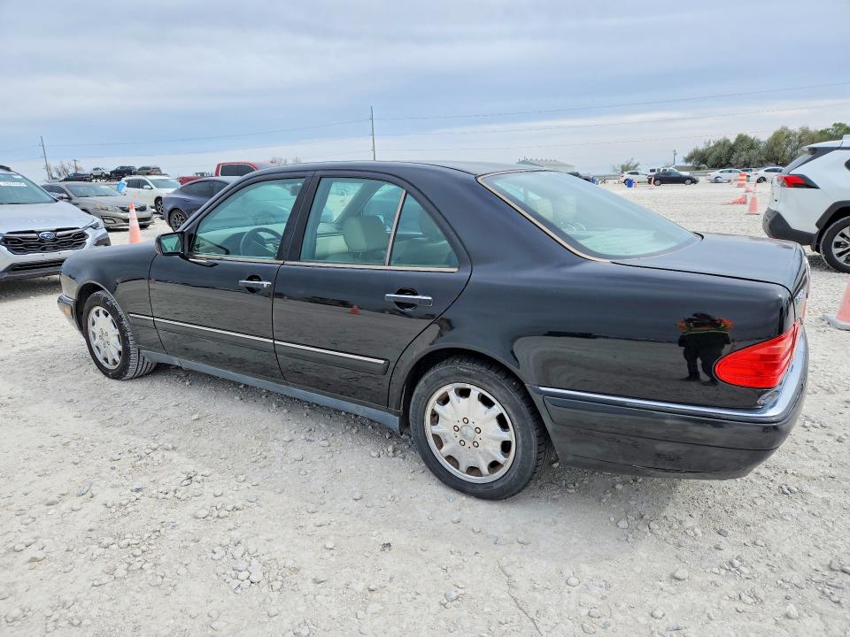 1998 Mercedes-benz E-klasse VIN WDBJF65FXWA695995 COPART salvage auction — HAIL, TX - CERTIFICATE OF TITLE, sold $60 on 2026-07-02 (photo 2)