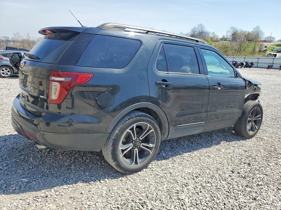2015 Ford Explorer VIN 1FM5K8GT5FGA18200 COPART salvage auction — FRONT END, Ky - Bill Of Sale/Part Only/No Titl, sold $1,150 on 2026-07-02 (photo 3)