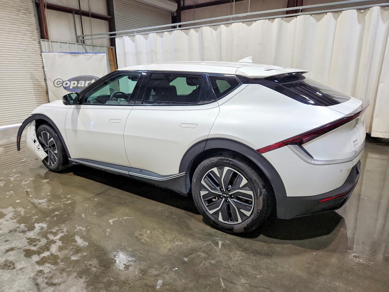 2024 Kia EV6 VIN KNDC3DLC5R5183218 COPART salvage auction — Front End, MO - CERT OF TITLE-REPOSSESSED, sold $5,700 on 2026-07-02 (photo 2)
