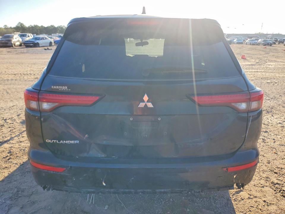 2022 Mitsubishi Outlander VIN JA4J3TA82NZ074325 COPART salvage auction — REAR END, Tx - Salvage Vehicle Title, sold $7,400 on 2026-07-10 (photo 6)