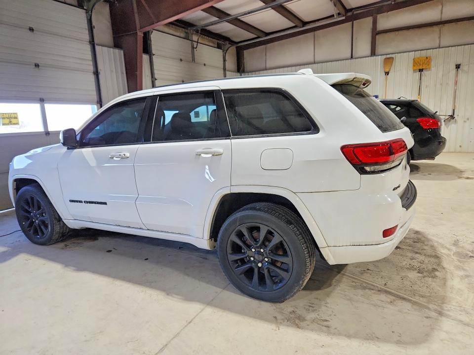 2018 Jeep Grand cherokee VIN 1C4RJFAG7JC466527 COPART salvage auction — MINOR DENT/SCRATCHES, PA - CERTIFICATE OF SALVAGE, sold $7,000 on 2026-08-21 (photo 2)