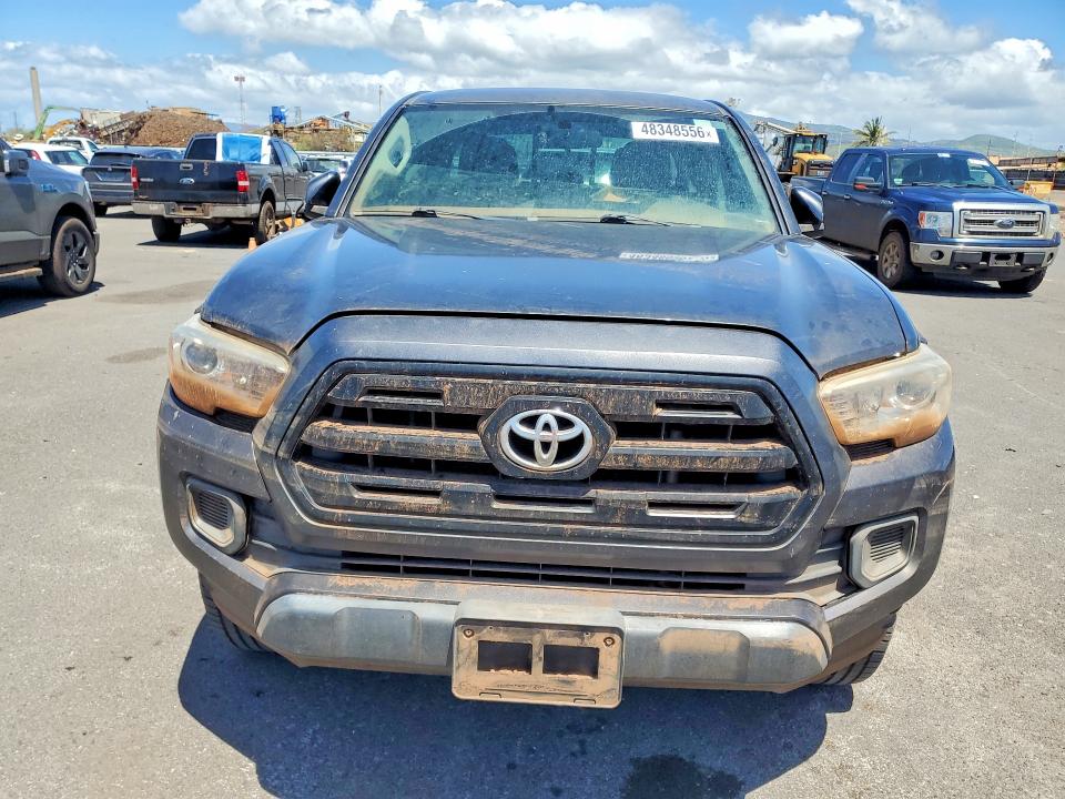 2017 Toyota Tacoma VIN 5TFAX5GN5HX094913 COPART salvage auction — WATER/FLOOD, HI, sold $1,400 on 2026-07-20 (photo 5)