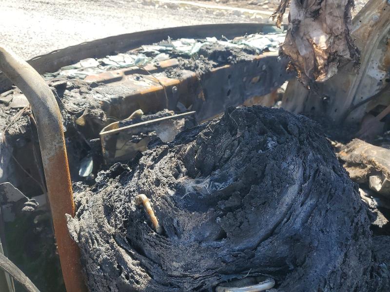 2026 Volvo Vnl VIN 4V4BC9EHXTN699281 COPART salvage auction — BURN, Ok - Certificate Of Title-Junked, sold $100 on 2026-08-26 (photo 8)