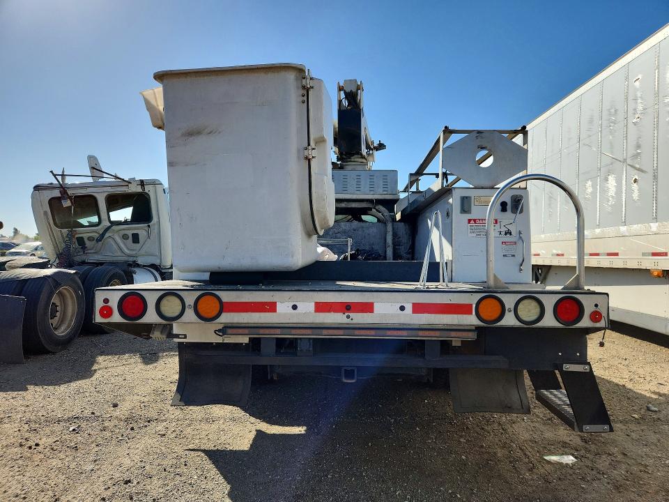 2015 Ram 4500 VIN 3C7WRKAJ6FG675216 COPART salvage auction — MINOR DENT/SCRATCHES, Oh - Certificate Of Title (P), sold $5,600 on 2026-07-31 (photo 6)