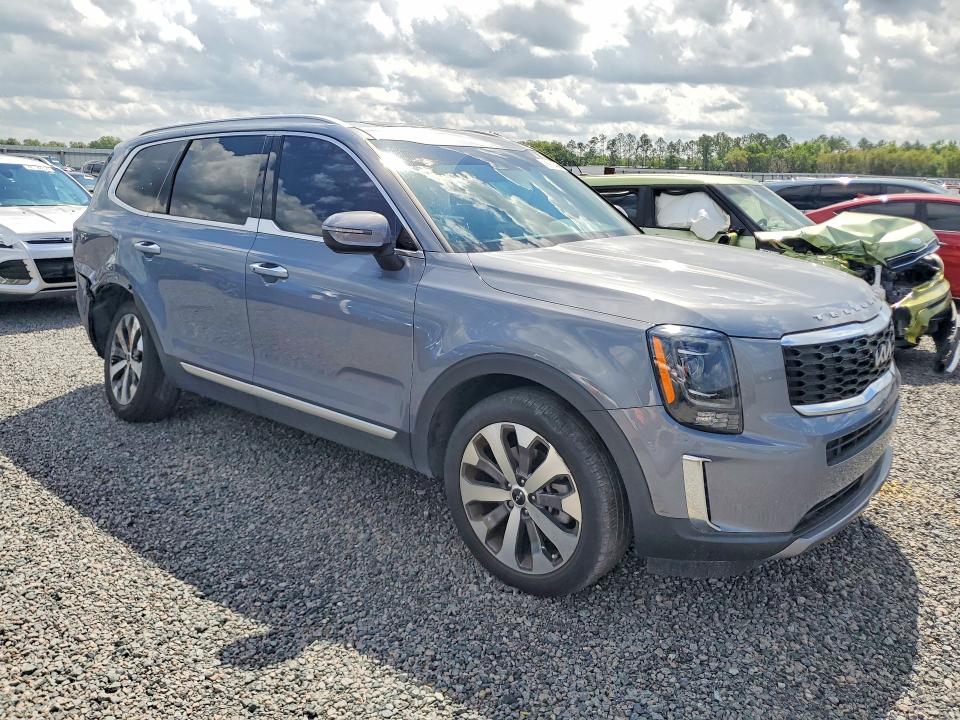 2022 Kia Telluride VIN 5XYP6DHC8NG293196 COPART salvage auction — SIDE, Fl - Cert Of Title Slvg Rebuildable, sold $8,100 on 2026-07-28 (photo 4)
