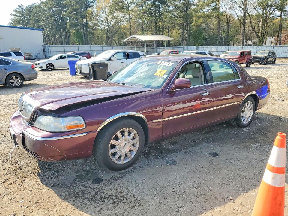 2007 Lincoln TOWN CAR VIN 1LNHM82V07Y611068 COPART salvage auction — FRONT END, Ga - Cert Of Title-Salvage, sold $925 on 2026-07-10 (photo 1)
