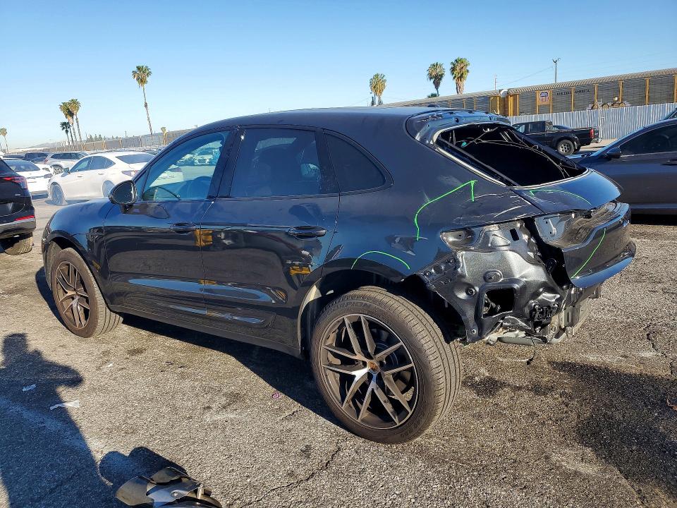 2025 Porsche Macan VIN WP1AA2A58SLB10625 COPART salvage auction — REAR END, Salvage Title, sold $15,500 on 2026-07-24 (photo 2)