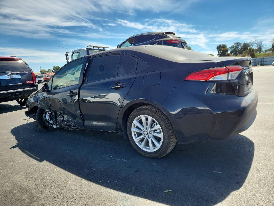 2026 Toyota Corolla VIN JTDB4MEE8T3033047 COPART salvage auction — FRONT END, CA, sold $4,100 on 2026-07-20 (photo 2)