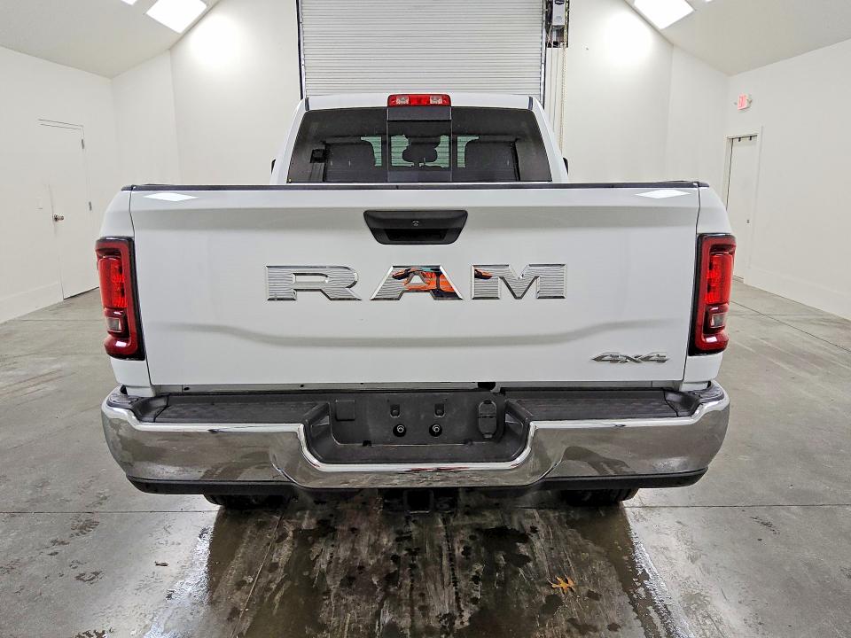 2025 Ram 2500 VIN 3C63R5CL3SG553530 COPART salvage auction — MINOR DENT/SCRATCHES, Tx - Certificate Of Title, sold $43,750 on 2026-07-02 (photo 6)