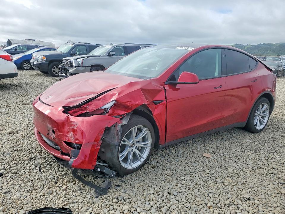 2024 Tesla Model y VIN 7SAYGDEE5RF068757 COPART salvage auction — FRONT END, Salvage Title, sold $13,800 on 2026-07-14 (photo 1)