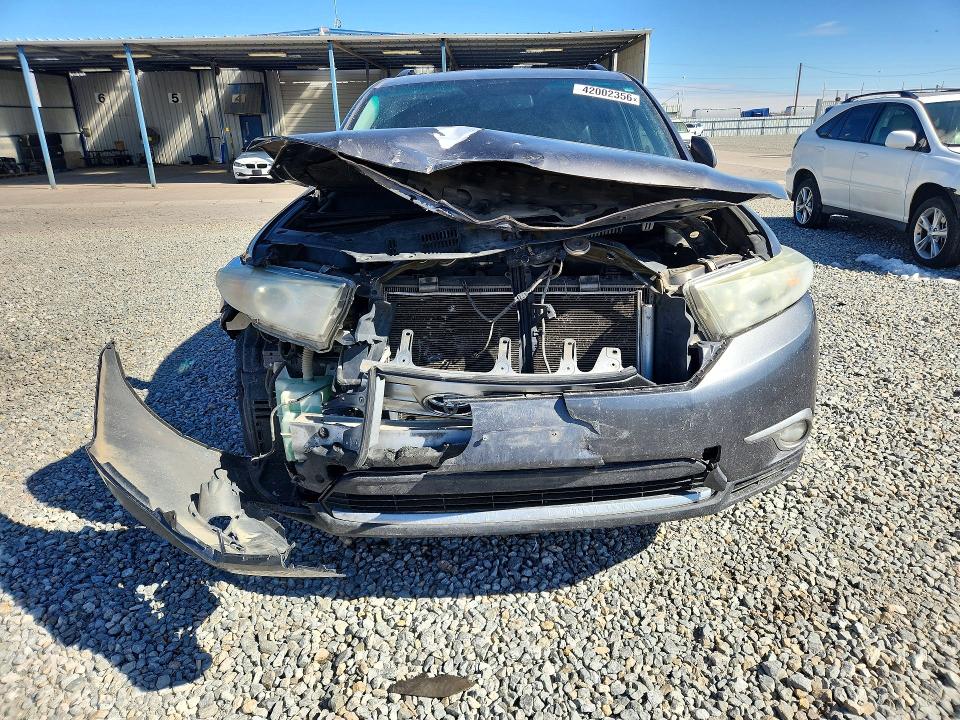 2013 Toyota Highlander VIN 5TDBK3EHXDS193084 COPART salvage auction — FRONT END, Co - Salvage Title, sold $2,300 on 2026-07-16 (photo 5)
