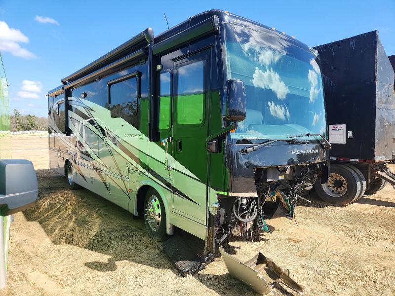 2017 Freightliner Chassis VIN 4UZACHDT9HCJJ6205 COPART salvage auction — FRONT END, NC - SALVAGE CERTIFICATE OF TITLE, sold $3,600 on 2026-07-10 (photo 1)