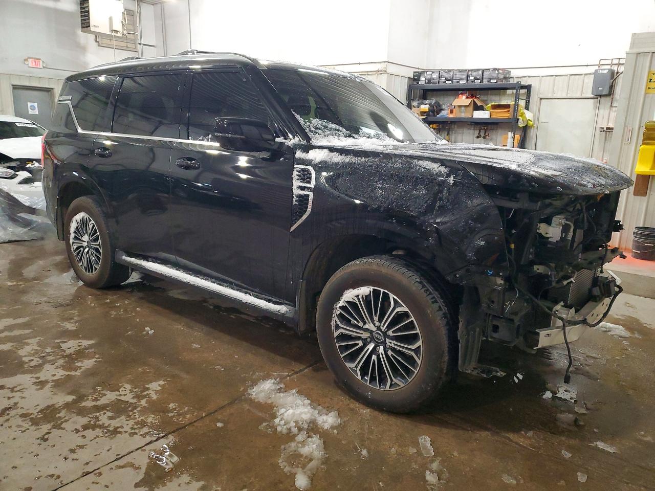 2025 Nissan Armada VIN JN8AY3EB5S9100705 COPART salvage auction — Front End, MO - SALVAGE CERTIFICATE OF TITLE, sold $49,000 on 2026-07-07 (photo 4)